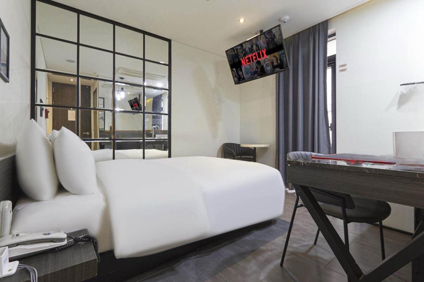 Hertz Hotel Seoul Exterior photo