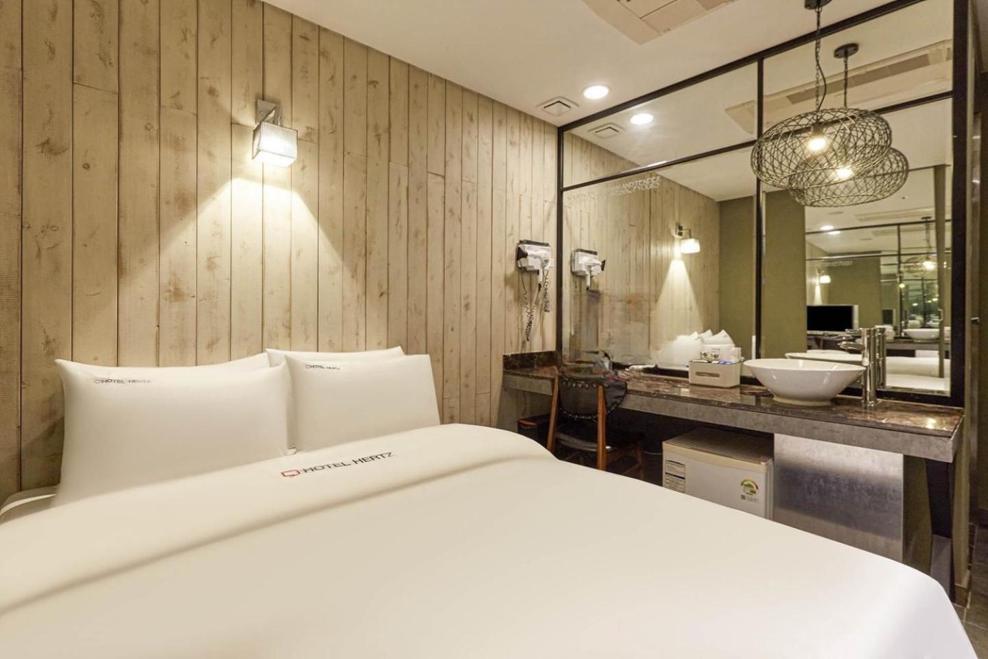 Hertz Hotel Seoul Exterior photo