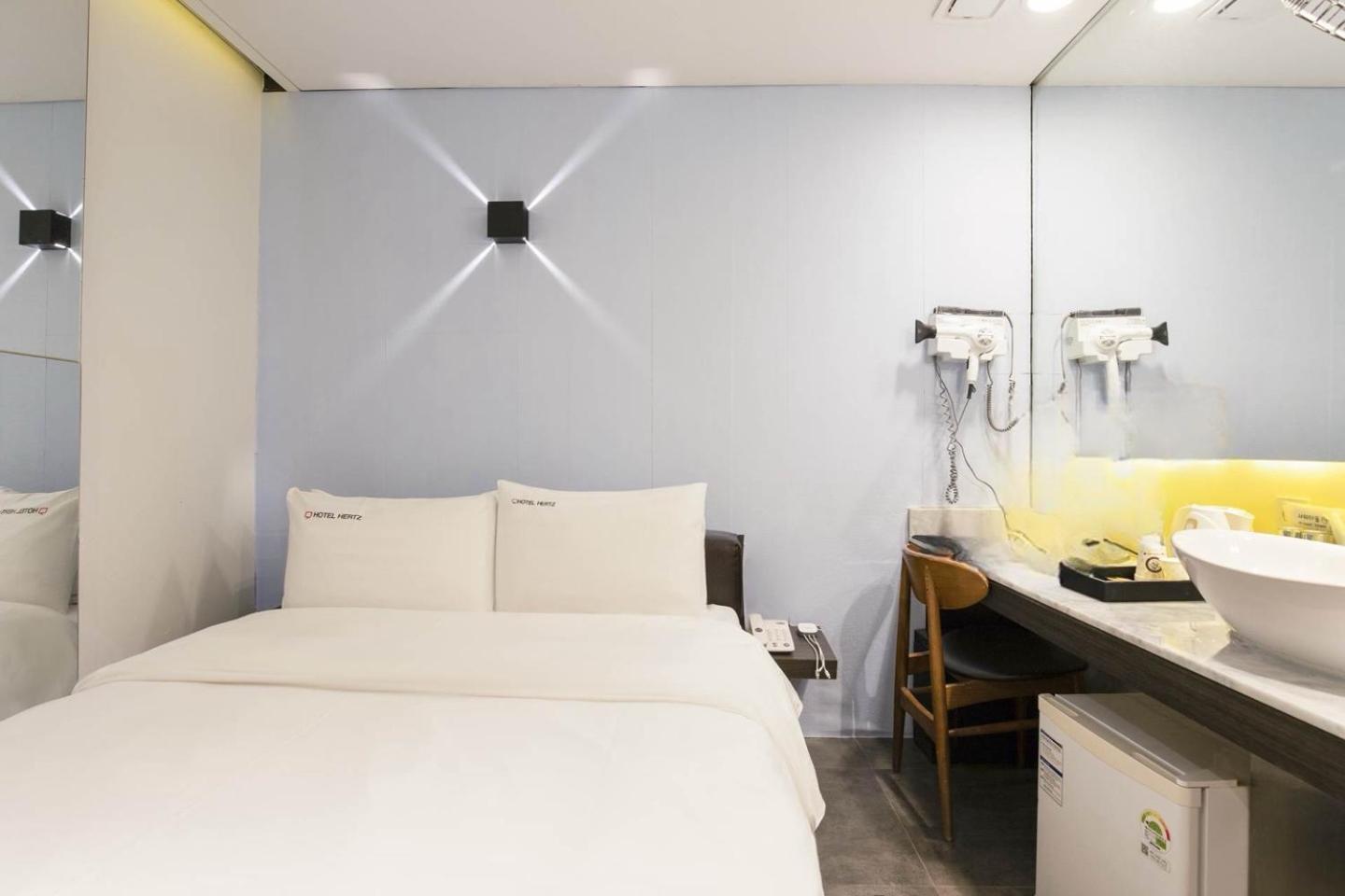 Hertz Hotel Seoul Exterior photo